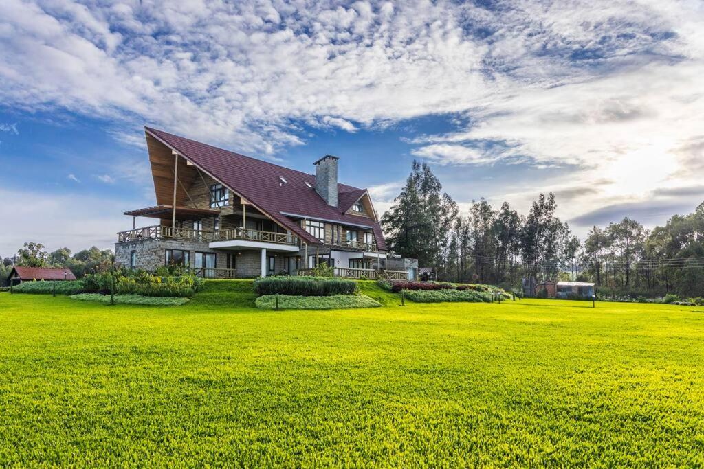Hotel Kirimara Woodlands, Nanyuki Esterno foto