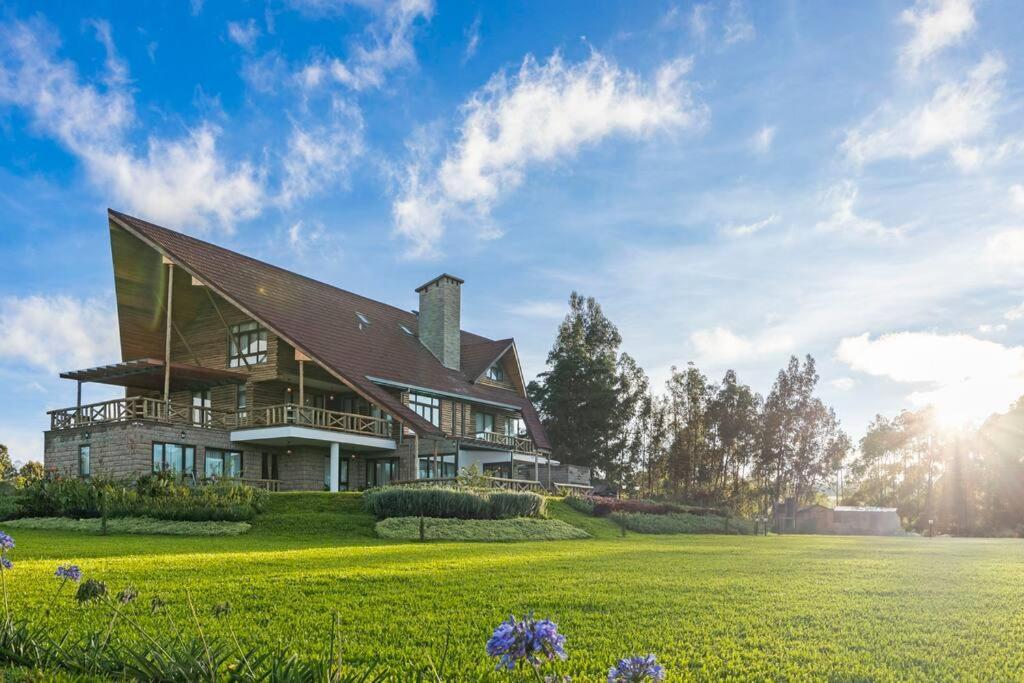 Hotel Kirimara Woodlands, Nanyuki Esterno foto